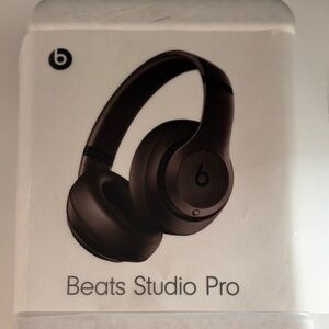 Beats Studio Pro Wireless Over the Ear Headphones